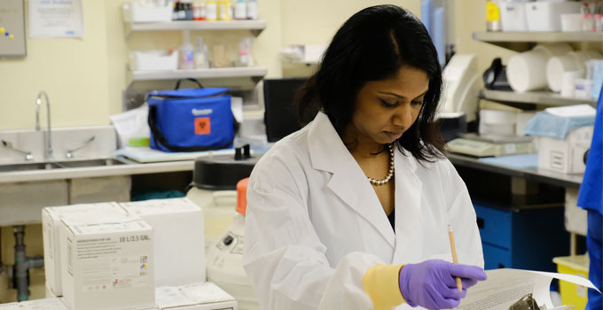 Dr. Sangeetha Kalimuthu, gastrointestinal pathologist at the University Health Network, works in her lab.
