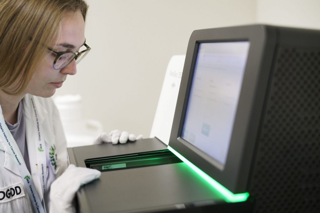 Genome sequencing in lab